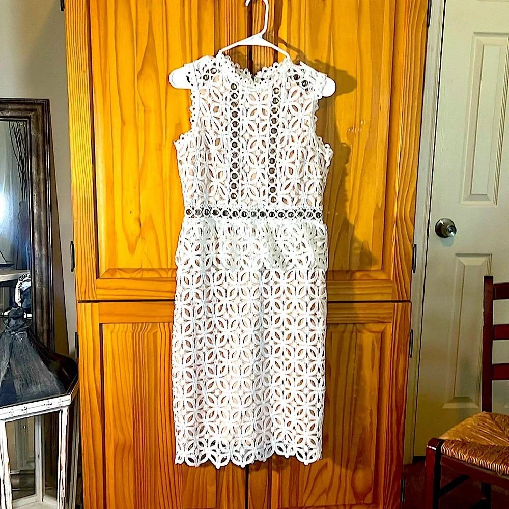 Custom Lace Dress - Picture 1 of 5